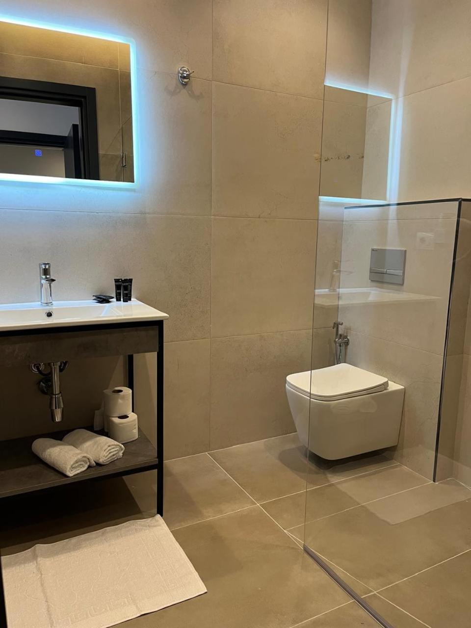 North Alb Hotel Shkodër 외부 사진